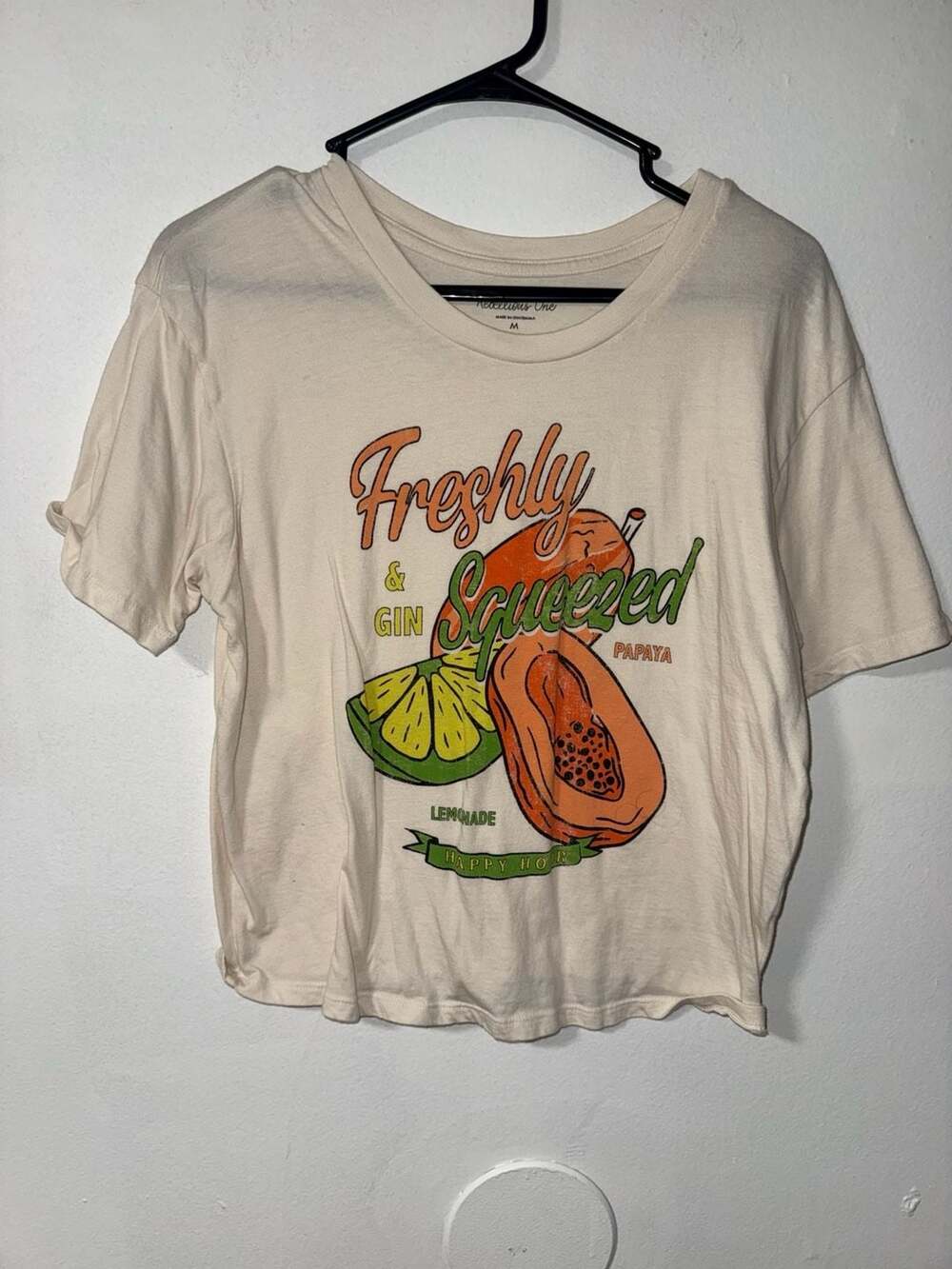 Rebellious One Freshly Squeezed Papaya Graphic Crop T-Shirt Ivory Size M